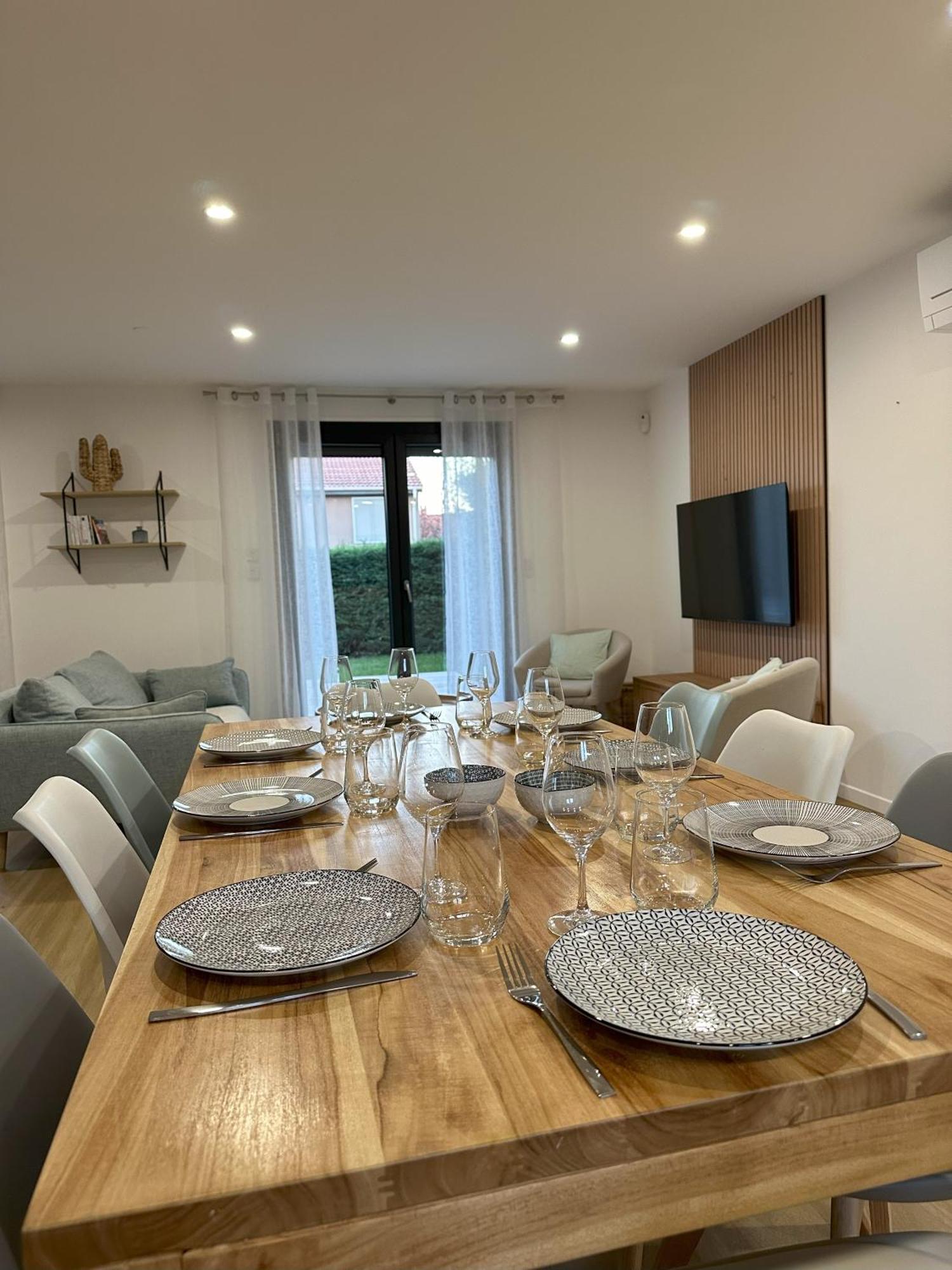 Sunny House - Villa 4 Chambres - Saint Genis Les Ollieres מראה חיצוני תמונה